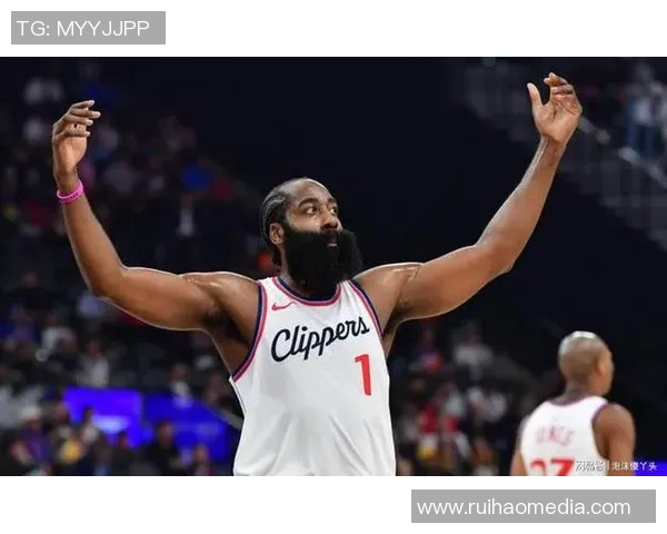 火箭战胜马刺，哈登贡献35分助球队胜利：完美演绎MVP风采